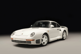 Porsche 959 'Komfort' (1988) - offered as lot 213 by RM/Sotheby's in Arizona on January 28/29, 2016