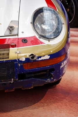 Porsche 959 Paris-Dakar (1986) – in der Ausstellung "Porsche Driven by Dreams"