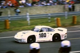 Bild Porsche 961 (1986) in Le Mans 1986 mit René Metge und Claude Ballot-Léna - Sieger in der GTX Klasse und Gesamtplatz 7