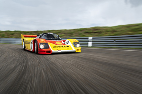 Porsche 962 C (1987) – Beim Rollout.