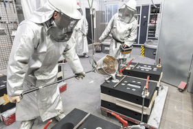 Porsche 962 C (1987) – In der Hausgießerei wurden die Zylinderköpfe für den 962 C gegossen.