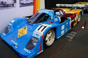 Porsche 962 CK 6/1 Kremer (1990) – in der Ausstellung "Porsche Driven by Dreams"