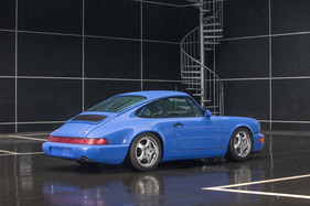 Porsche 964 Carrera 2 Cup (1991) - von aussen ist die Rennsport-Orientierung nur zu erahnen