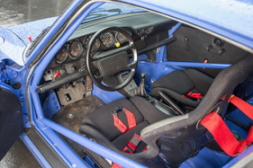 Porsche 964 Carrera 2 Cup (1991) - zwei Rennsitze, wenig Komfort im Innern