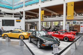Porsche 964 Carrera 4 (1992) - in der Sonderschau "75 Jahre Porsche" - Klassikwelt Bodensee 2023