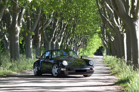 Porsche 964 Turbo 3,6 L (1993) - als Lot 176 angeboten an der Artcurial Le Mans Classic Versteigerung am 9. Juli 2016