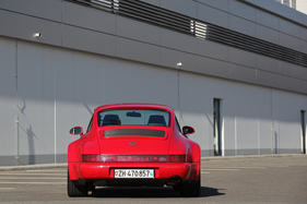 Porsche 964 WTL (1994) - die breiten Kotflügel lassen den 964 stämmiger erscheinen