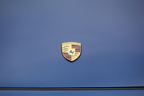 Porsche 993 Cabrio (1995) - Porsche-Wappen