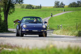 Porsche 993 Cabrio (1995) - macht gerade auf der Landstrasse viel Freude (1995)