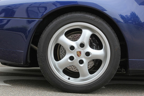 Porsche 993 Cabrio (1995) - optionale 17-Zoll-Räder, Standardausrüstung waren 16 Zoll (1995)