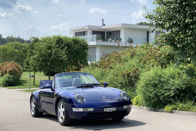 Porsche 993 Cabrio (1995) - typische Umgebung für das Auto