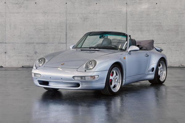 Bild: Porsche 993 Cabriolet "Albrex" (1994) - als Lot 56 angeboten an der Dorotheum Versteigerung anlässlich der Classic Expo Salzburg 2021