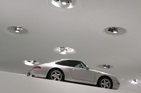 Porsche 993 - die modernisierte Form gefällt der Porsche-Gemeinde - 50 Jahre Porsche 911 im Porsche-Museum