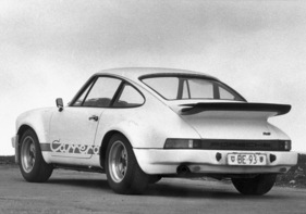 Porsche Carrera 3.0 RS (1974) - Heckansicht eines Testwagens