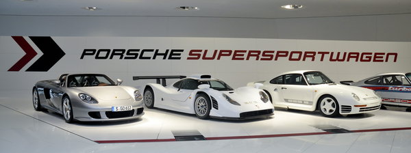 Image: Porsche Carrera GT (2003) - together with GT1 and 959 S - shown in the Porsche special show "Super Sports Cars"