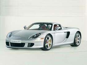 Porsche Carrera GT (2005) - offered as lot 87 at the Dorotheum "Classic Cars" auction on July 2, 2022
