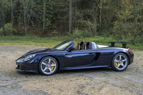 Porsche Carrera GT (2005) - angeboten als Lot 343 an der Bonhams-Versteigerung im Grand Palais Paris am 4. Februar 2016
