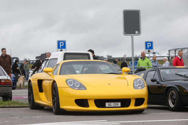 Bild Porsche Carrera GT (2006) - wohl der wertvollste Wagen auf dem Platz - Fantastic Plastic 2024
