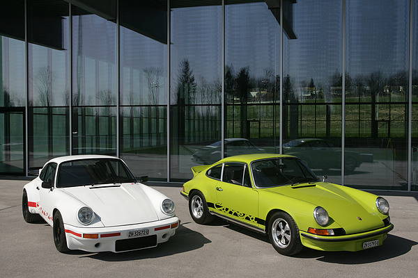Porsche Carrera RS 2.7 (1973) - beim RS 3.0 von 1974 daneben sieht man die Einflüsse des G-Modelles