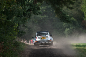 Porsche Carrera RS 2.7 (Kühne und Nagel) Gruppe 4 (1974) in der Gruppe «40 Jahre Rallyeweltmeisterschaft» am Eifel Rallye Festival 2013