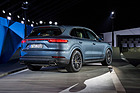 Image: Porsche Cayenne (2017) - At the International Motor Show in Frankfurt, the new Cayenne is the center of attention at the Porsche stand