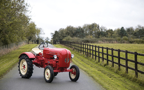 Porsche Diesel Junior 108 L (1960) - als Lot 274 an der RM/Sotheby's Arizona Versteigerung am 19. Januar 2018