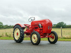 Porsche Diesel Junior Tractor (1959) - als Lot 301 angeboten an der Bonhams Goodwood Revival Versteigerung am 17. September 2022