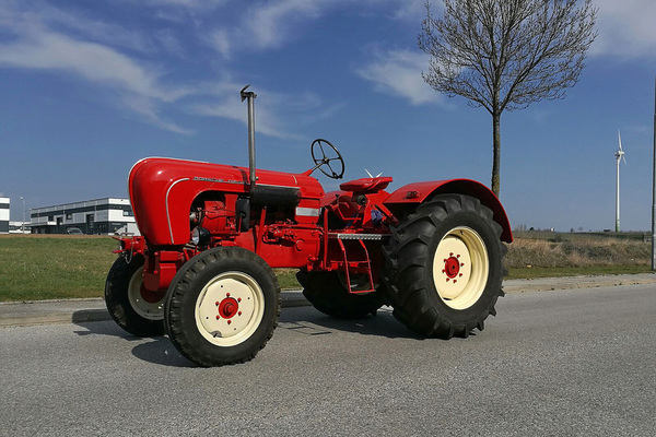 Porsche-Diesel Master 409 (1963) - als Lot 40 an der Versteigerung der Oldtimer Galerie in Toffen am 19. Oktober 2019