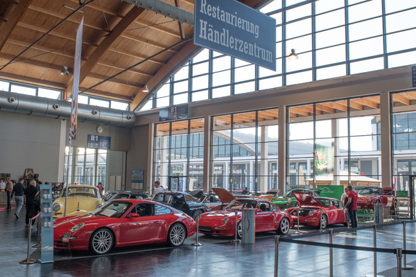 Porsche Exponate von Neimann Exclusive Cars - Motorworld Classics Bodensee 2018
