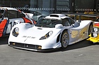 Porsche GT1 (1998) – Im Kreise echter Porsche-Rennwagen präsentierte der straßentaugliche GT1 98 die damals kontroversen Scheinwerfer und Positionsleuchten der Baureihe