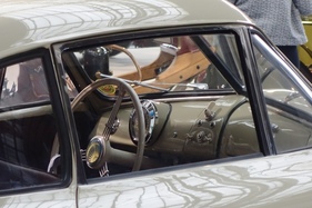 Porsche Gmünd-Coupé (1948) - in der Sonderschau "70 Jahre Porsche 356" in der Autoworld Brüssel 2020