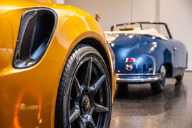 Porsche-Räder heute und damals - Sonderausstellung „Mission: Future Heritage“ im Automuseum Prototyp 2025