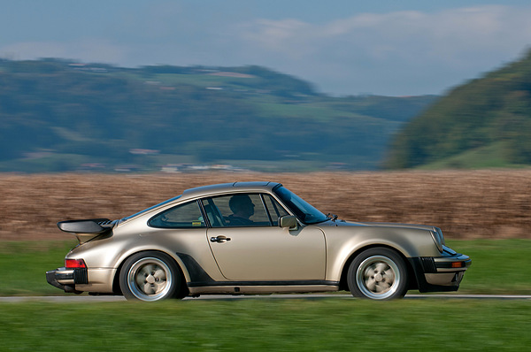 Porsche Turbo (1976) - 0 bis 100 km/h in gut 5 Sekunden
