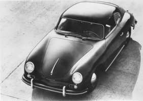 Porsche Typ 356 A (1956) - bereits mit gewölbter Frontscheibe