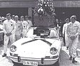 Porsche-Werksfahrerkollegen begleiten Gerhard Mitter am 6. August 1969 auf seinem letzten Weg