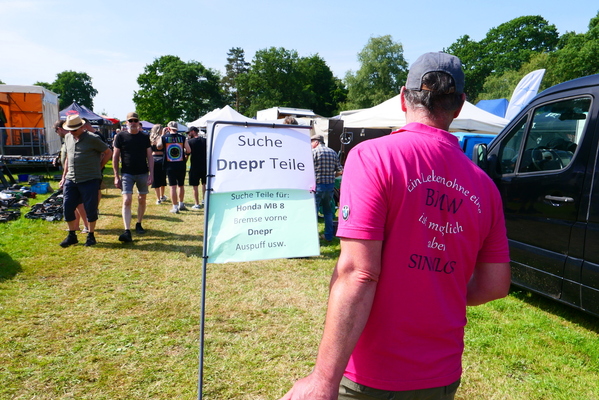 Portable Kleinanzeigen mit großer Sichtbarkeit – Bockhorner Oldtimermarkt 2025