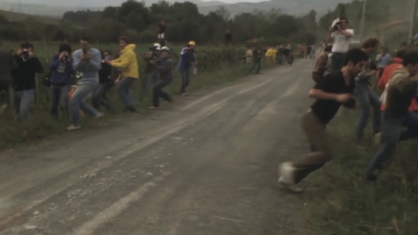Portugal Fans - Standbild aus dem Film "Quattro Jahre" von Helmut Deimel