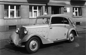 Praga 1910–1948 - Erfolg mit Volksmodellen