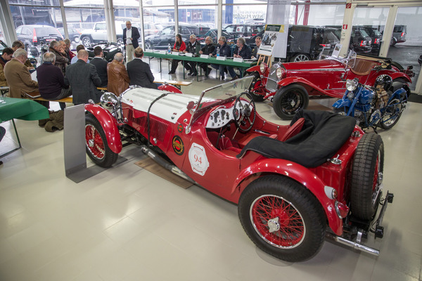 Pressekonferenz der Kriens-Eigenthal-Historic 2018 - Ein Jaguar in der typisch schweizerischen Farbgebung