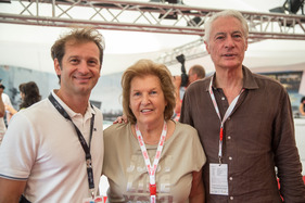 Prominenz an der Ennstal - Jarno Trulli brachte als Winzer seinen Wein ins Ennstal, die Witwe Abarth konnte mit ex-Ferrari-Mann Daniele Audetto einige Autos ihres Mannes bewundern - Ennstal-Classic 2017 Prominenz an der Ennstal - Jarno Trulli brachte als Winzer seinen Wein ins Ennstal, die Witwe Abarth konnte mit ex-Ferrari-Mann Daniele Audetto einige Autos ihres Mannes bewundern - Ennstal-Classic 2017