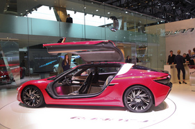 Quant F Concept - mit Brennstoffzellen-Antrieb - auf dem Genfer Automobilsalon 2015