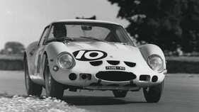 Bild RAC Tourist Trophy 1962: Graham Hill kam nach einem starken Rennen als Zweiter ins Ziel