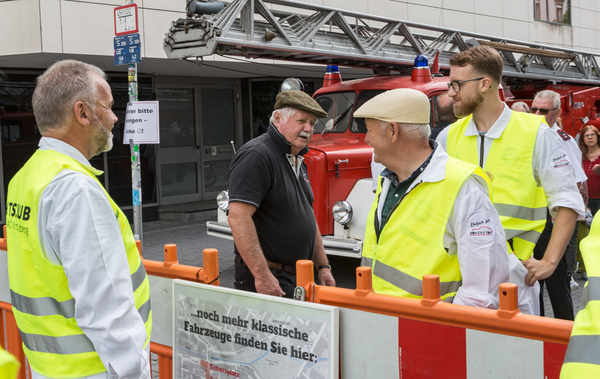 Rainer Klink beim Rundgang – Tübingen Classic Oldtimerfestival 2025