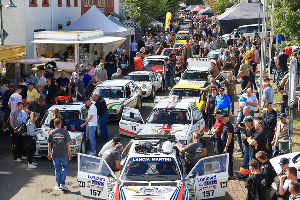 Bild Rallye-Meile in Daun - 13. ADAC Eifel Rallye Festival 2025