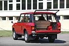 Range Rover (1974) - die Heckklappe öffnet zweiteilig