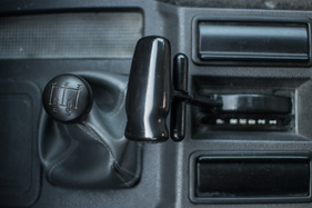 Range Rover 4 Door (1985) - Differentialsperren-Wählhebel vor dem Automatik-Wählhebel