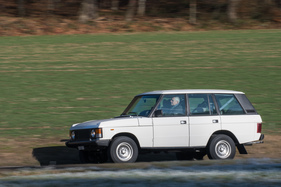 Range Rover 4 Door (1985) - setzt keine besonderen Anforderungen an den Fahrer