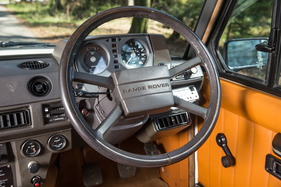 Range Rover 4 Door Monteverdi Design (1982) - mit dem Originallenkrad
