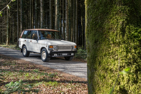 Range Rover 4 Door Monteverdi Design (1982) - ursprünglich war dieser Wagen zypressengrün, der zweite Besitzer liess in elfenbeinfarbig lackieren