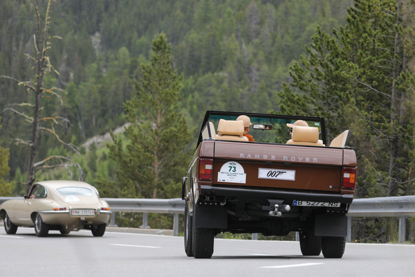 Range Rover Cabriolet "Octopussy" Replica (1980) - 30. BCCM St. Moritz “Safari Edition” 2024